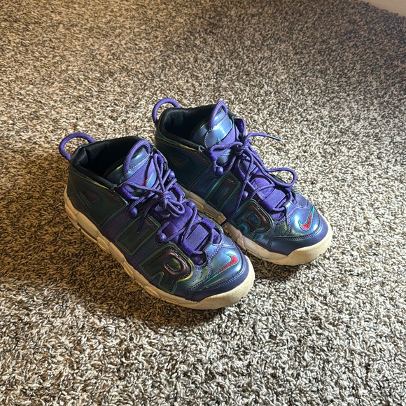 Air More Uptempo GS 'Iridescent Purple - Picture 1 of 9